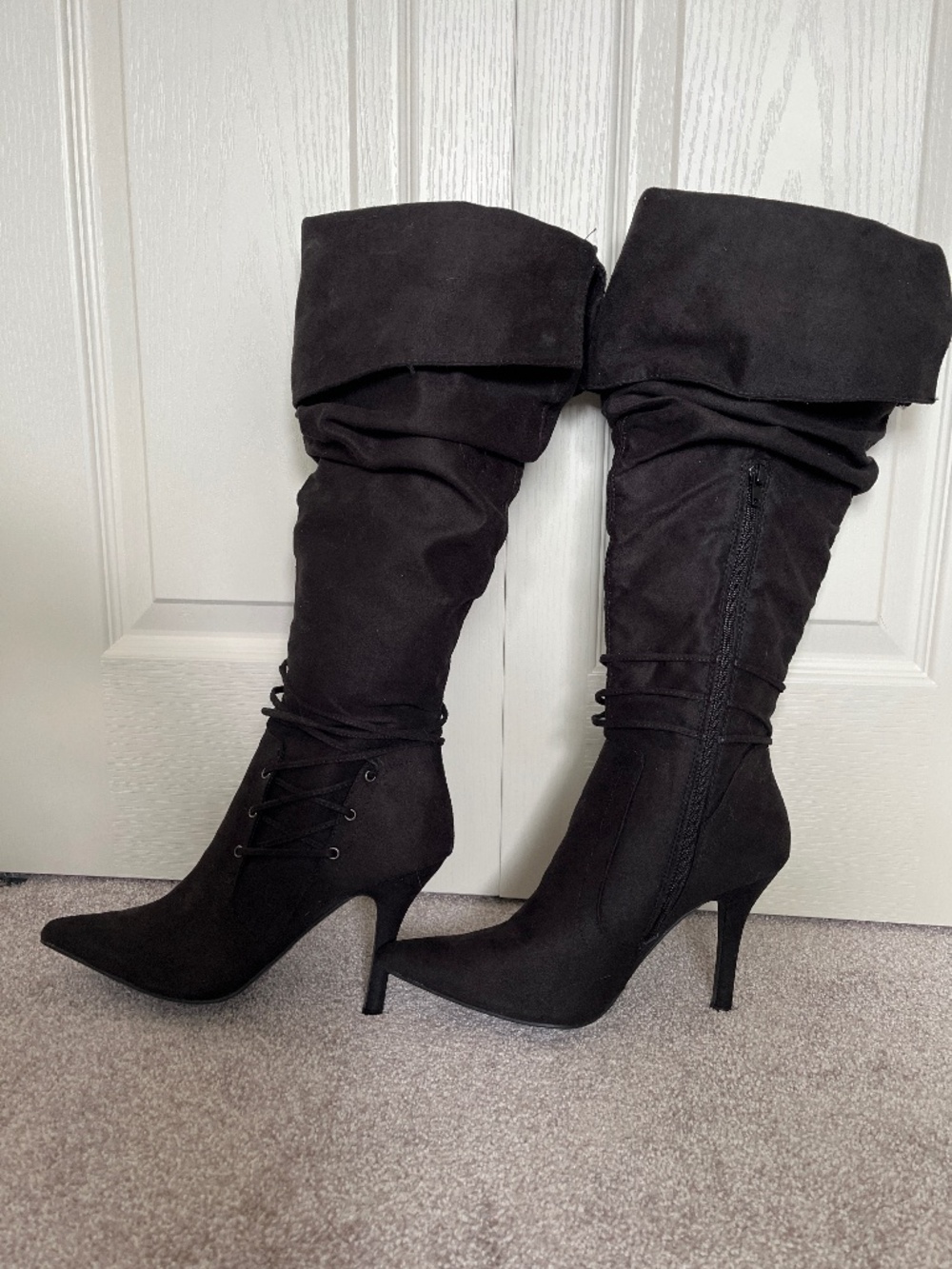 Knee high 4” suede boots